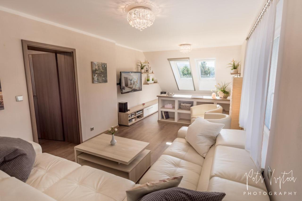 Apartman Na Lipne Frymburk Exterior foto