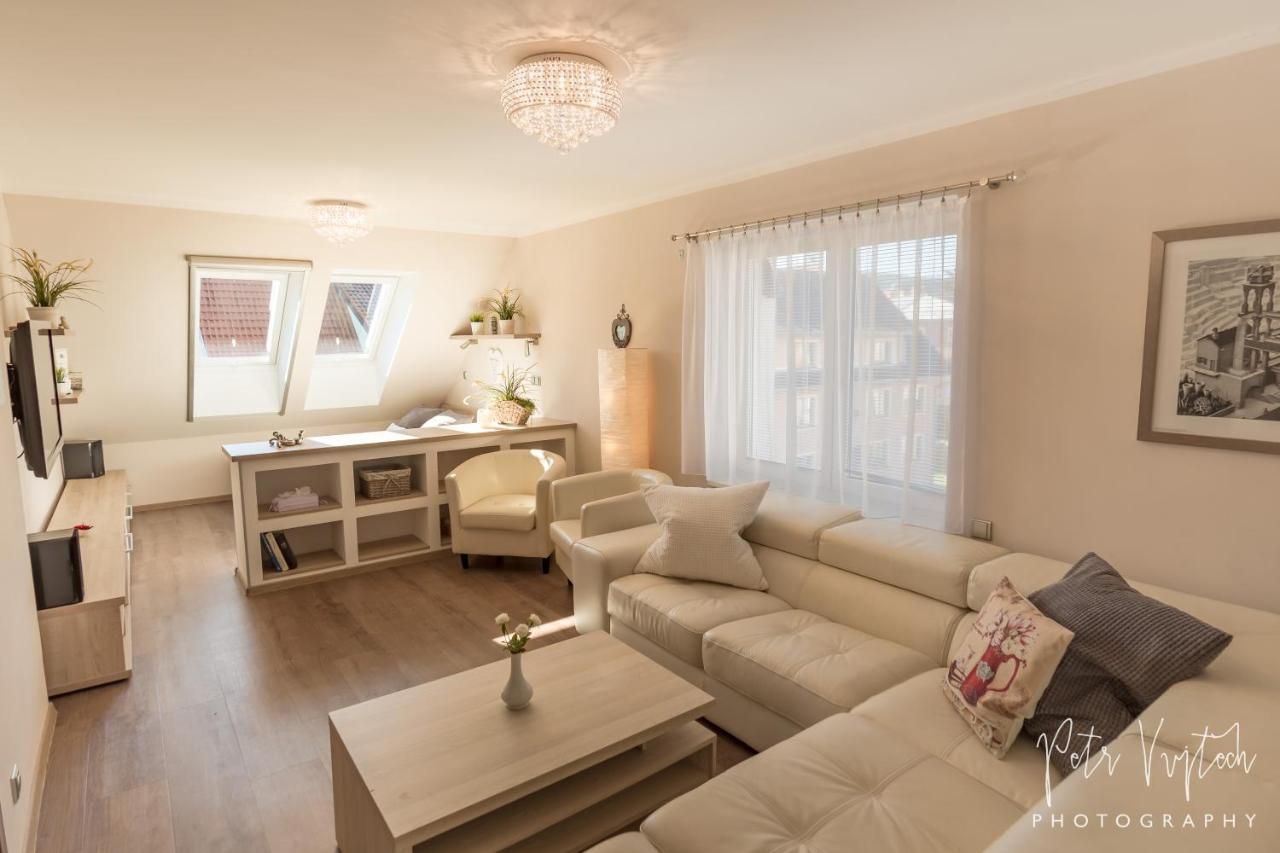 Apartman Na Lipne Frymburk Exterior foto